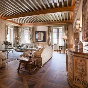 Apartment Historical Center - 165 Square Meter - 3 Bedrooms & 3 Bathrooms, Annecy